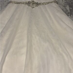 Elegant White Gown with Embellished Waist